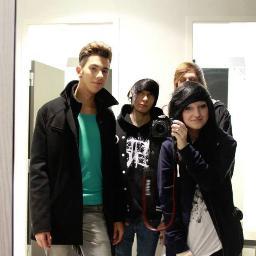 woeisdeanna's profile picture. My name is Deanna and you are all my peasants.♥