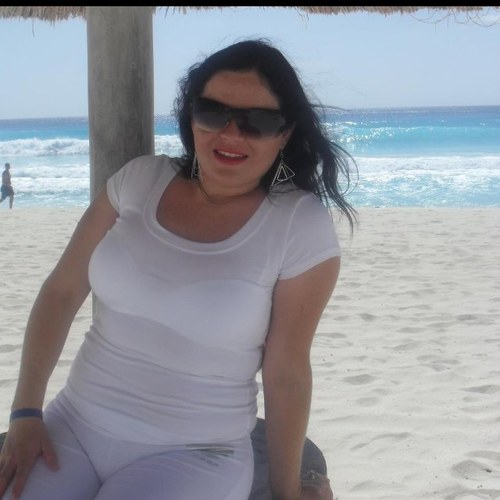 reyes_lizeth's profile picture. 