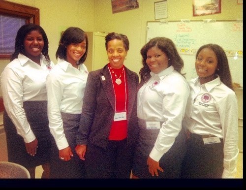 Women's Senate are student leaders here to promote sisterhood, empowerment, & growth on and off campus. Hornets!!