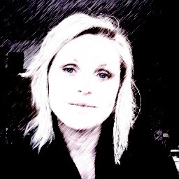 und3rwat3rlov3's profile picture. i am the sea, the sea is me