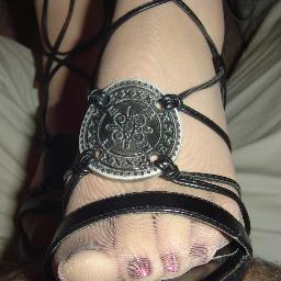 HoseLover2012's profile picture. Lover of hose, heels, and the women who wear them; avid Victoria's Secret shopper