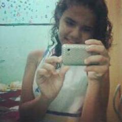Adoro ser verdadeira, amo meus amigos e uma last friday night