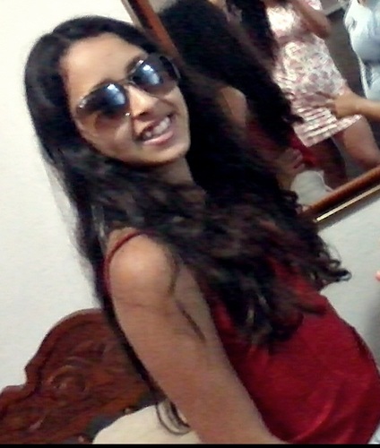16,odeio falsidade,sou sincera,gosto de ficar com os amigos e família... :-)
