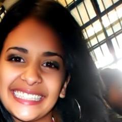 Nunca julgue un , livro pella capa   [[;*
          se vosee julga hojeê , amanhãa vosê será julgado  *-*