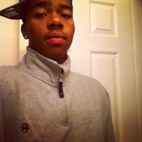 StreetLyrikz_'s profile picture. Just A Young Nigga Out Chea Tryna Get It
#R.I.P To All The Real Niggas We Lost.  #Keep God First and Everything Else Will Fall In Place