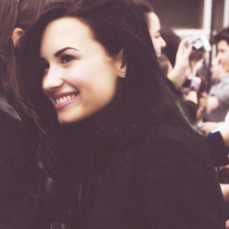 Verified Account  

Imagine Lovatic, você clicando em follow e sendo feliz para sempre! Então clica aí... 
Since: 04/11/2011
Dedicate to Demi Lovato