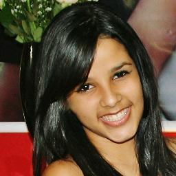I was born to adore to the Mister, the girl of the eyes of God and perfect to the father's eyes!