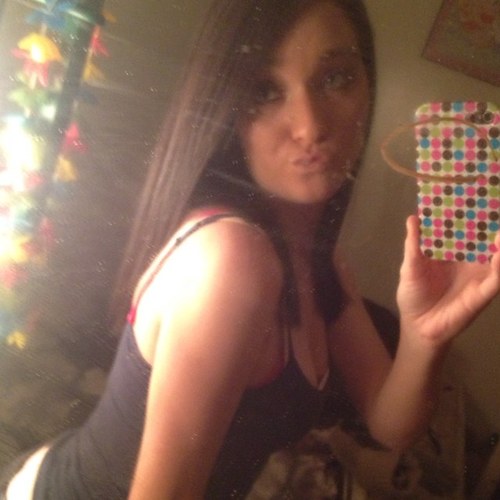 I am who I am. I'm pretty normal. I'm not perfect. I run into things, I trip, I spill food, I say stupid things. But thats just me ♥