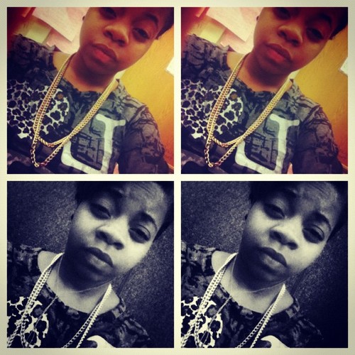 --LOVE HURT, BOYS LIE, IM A SIMPLE GIRL LIVING HER LIFE THE WAY ONE SHOULD-- GO FOLLOW @x_foreverjewels N @nobodys_niara