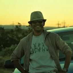 Travel, Photography, Music and Gadgets = mE !