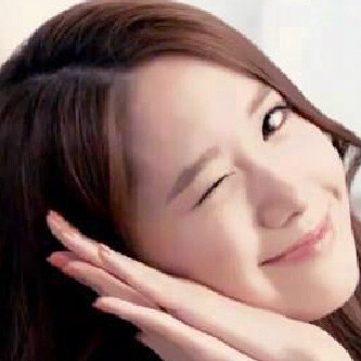 Annyeong haseo! SoNyuShiDae Yoona imnida^^