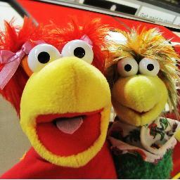 Red and Wembley Fraggle - Jet en Wimmie Freggel. We love traveling, eating ice cream & cake and going to the beach. We hope you'll love our adventures.