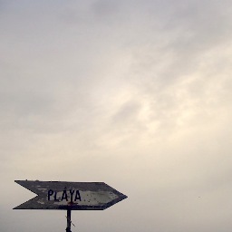Sea and surfing histories from the northwest of Galicia. Looking to the past to know who we're.