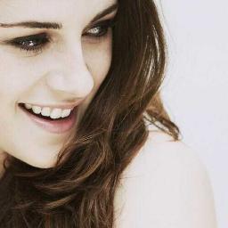 บอท Kristen Stewart อาจไม่ใช่บอทแรกแต่พร้อมจะรับฟังทุกคน ฟอลมาคุยกันได้นะคะ ~