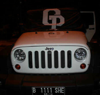 We are not autoclub , we are family . Together nothing can stop us ! Cp @andresshiga PIN : 75E5050F @rifaldo_n LINE : rifaldo PIN : 74CACA67