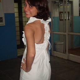 sou evangelica,sonho em ser cantora gospel,mas por enquanto sou professora de escola dominical de crianças,sou modelo
