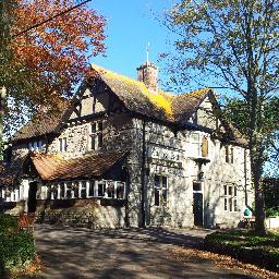 TheSpringhead is located at the heart of the small Dorset village of Sutton Poyntz. Amid this beauty & tranquillity awaits a warm welcome fine ales wines & food