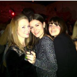 OfficialAClare's profile picture. 