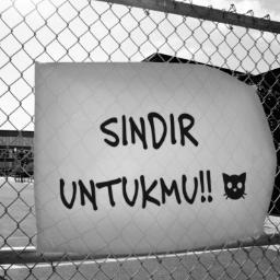 Lagi benci sama seseorang? Pingin nyindir dia? agar dia sadar..Ungkapin semua sindiran loe disini ! Go Follow @sindir_untukmu + Mention~ ~\(^O^)/