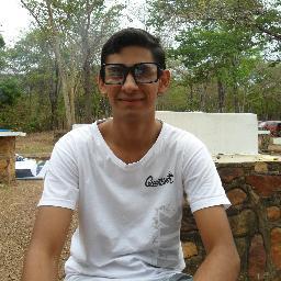 desculpa pela foto.. meio parecido com um nerd,, mais naum sôu hein pessoal..kkk.. seguindoo