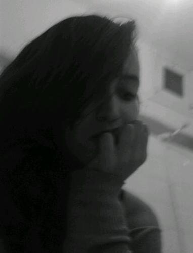 follow me i'll follow back ;)