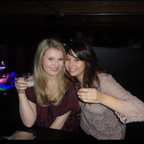 janicafahey's profile picture. I am a hair stylist at Bella Gente Salon in chesterfeild! come see me and get a free haircut with color, or $10 off your first service!!