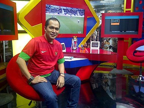 Singer ,Musician, Song writer, Music Producer, TV presenter, Founder of Jo n d'Factory &Football lover..:))