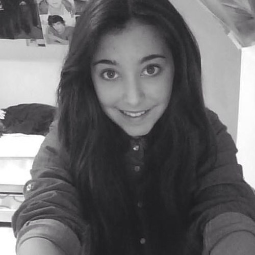 #Directioner & ask for a follow back.