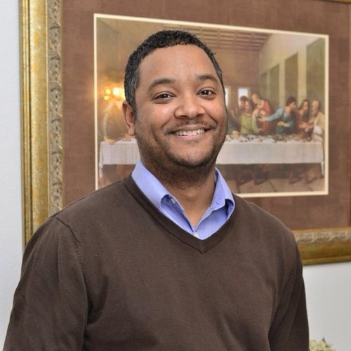 Iphone1977's profile picture. 