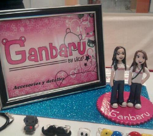 Hola! Somos una tienda online que diseña accesorios super originales en masa flexible, Visitanos en facebook! Diseñados por @IAmLeone y @LorenA7x