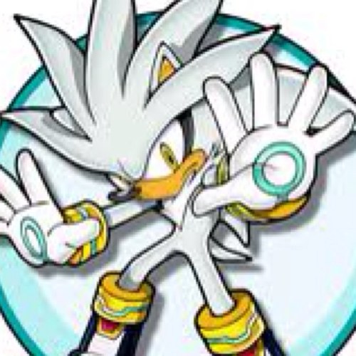 Soy silver el erizo soy el amigo de sonic vengo del futuro me gusta los juegos de el