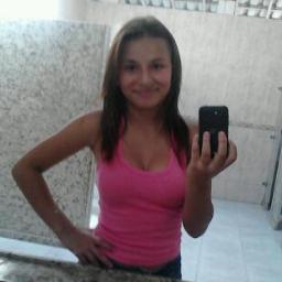 amo mtooo ele *-* segui aie siggo de voltta u.u