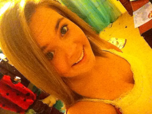 Mikahla Ruth:) Sophomore at Patton:) #teamtaken