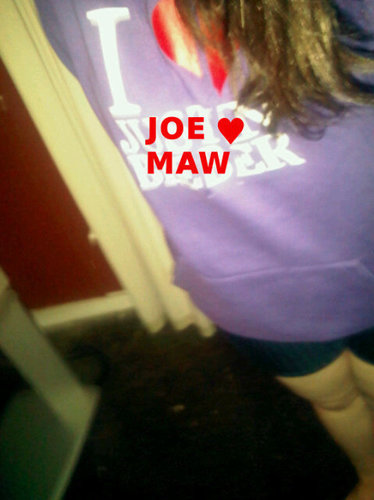 13, Single, & I love joe maw so much ♥