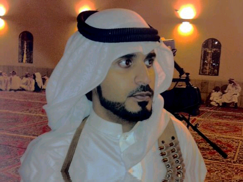 لاتسقني ماء الحياة بذلةٍ * بل اسقني بالعز كأس الحنظل’،