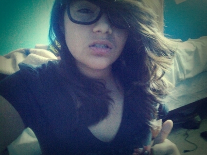 unicornpoop2000's profile picture. just like the lonely tree .