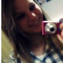 Sabe essa loirinha akie, é, psé, ela é só minha viiu, ninguém vaai consegui me separa dela, niinguém mesmo, te amo viu s222 p. @_DasAntiga