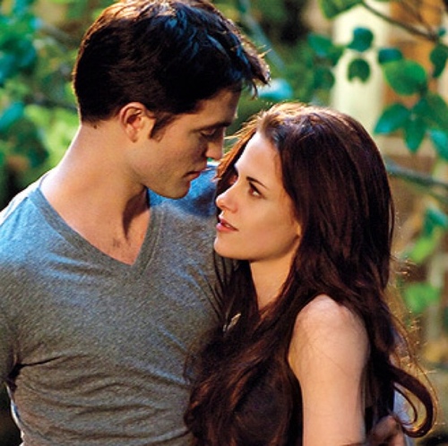 XHerSupermanATH's profile picture. I don't know where to go in life or who to be. All I know is that she's the one, she's my consent. [Married to @BlushableSwan] (19+) (RP/MC)