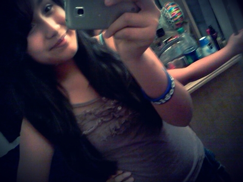 I like food (; 12.7.12 333#TeamFollowBack