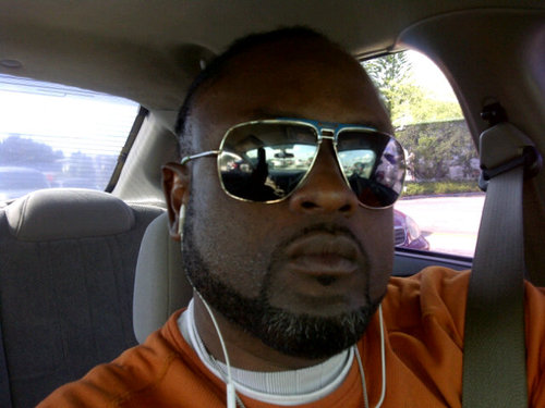 stylevibes1's profile picture. 