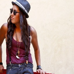 Born and raised in Honolulu. Guitarist, rad fashion fanatic, and entrepreneur. Peace, love, and rock n roll!
