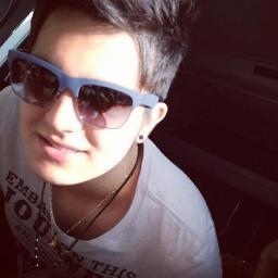E não importa o que digam, o que pensem, meu amor por voc jamais acabara!
@LuanSantana tevivo! 
Since: 19/08/2011 Padrinho Do FC @JulianoFerro81  (FC OFICIAL)