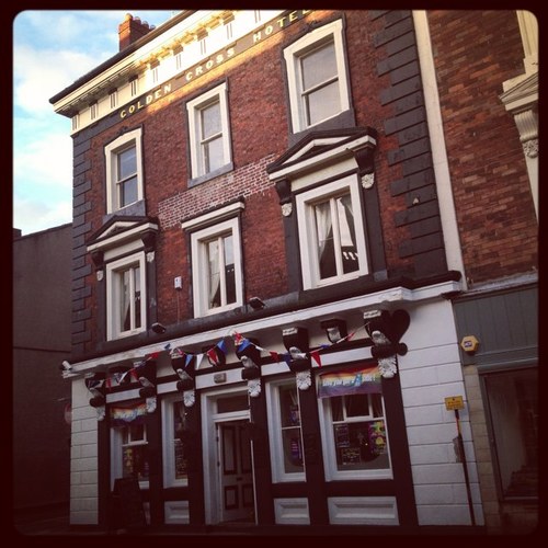 The Golden Cross Fun Bar, Lancaster Rd, Preston. Happy hours, Great DJ's & Karaoke