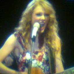 I love Taylor Swift and He is We ♥
I guess some people come around in perfect shape but I don't..