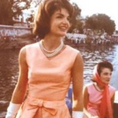 ClassinUpTheAct's profile picture. 