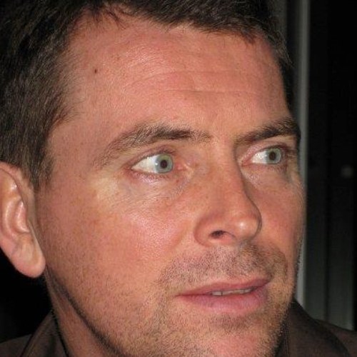 Rugby Union Fan. Frustrated Zoologist. History & Science Lover