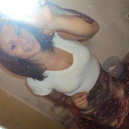 Pra que ler issuh?
Não é mais fácil me
seguir logoh?
Dai vuxê me conhece
pelos meus posts!
Não se preocupe, sempre estarei twittando! :p
kkk