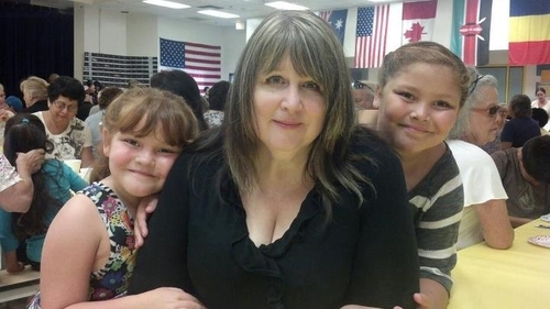 sissylynn909's profile picture. a baking grandma