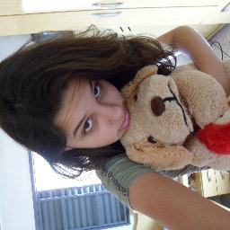 Me segue Ae gente *--* Sigo tdos de Volta..