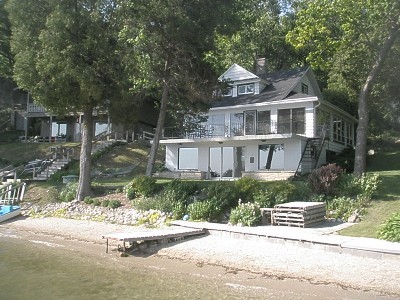 CrystalLakeWis's profile picture. Home away from home at Crystal Lake, Wisconsin
available for rent: http://t.co/Jb9c08fM